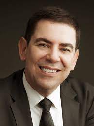 A.H.Castro Neto Photo