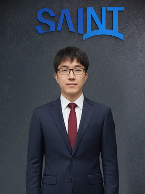 KIM JUNKI  Photo